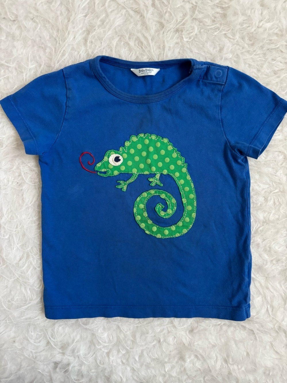 Baby Boden Blue Tee with Bright Green Chameleon Applique